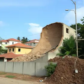 desabamento de muro em Campinas
